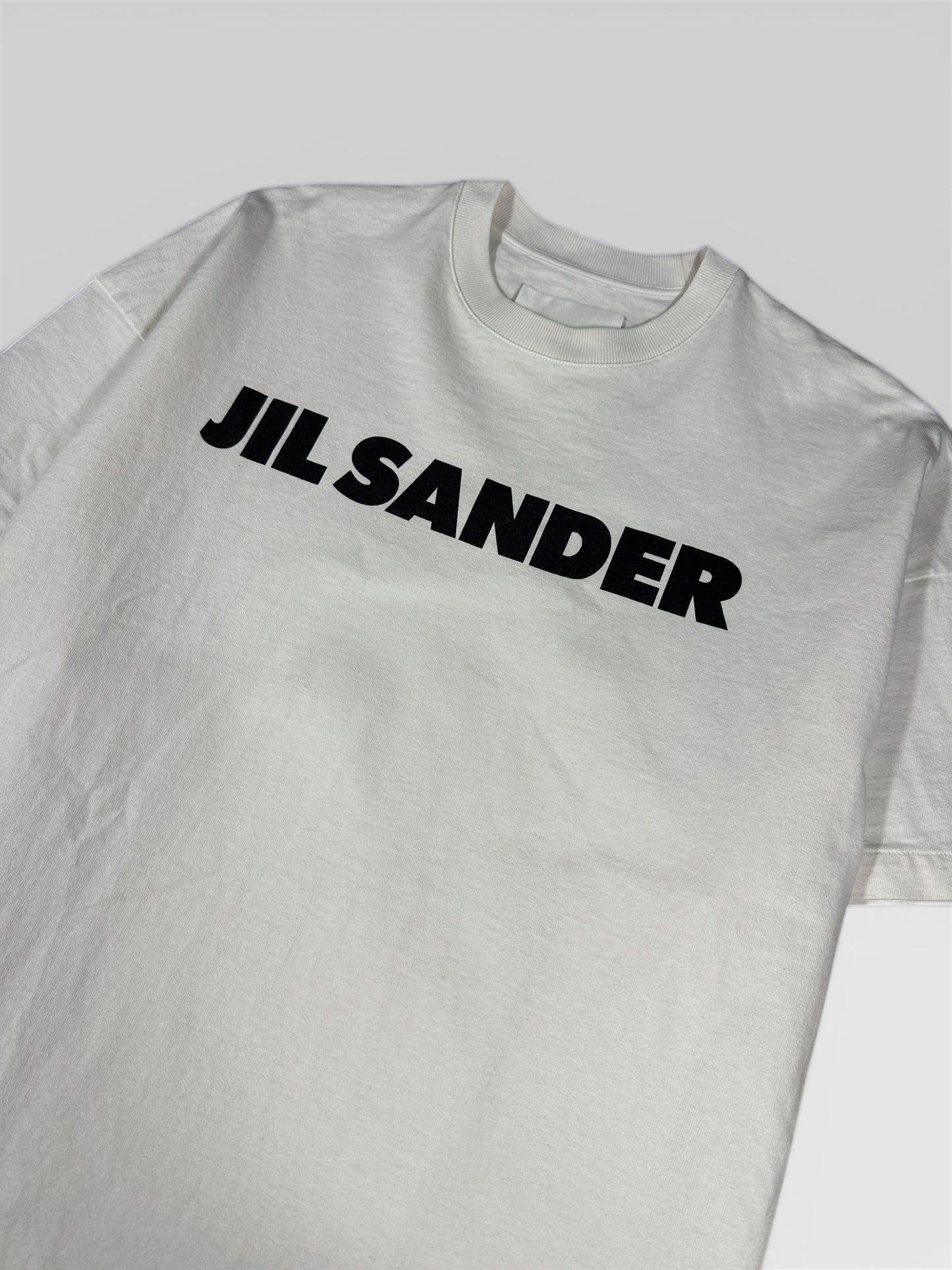 Jil Sander tee minimal branding detail — FashnLuxe