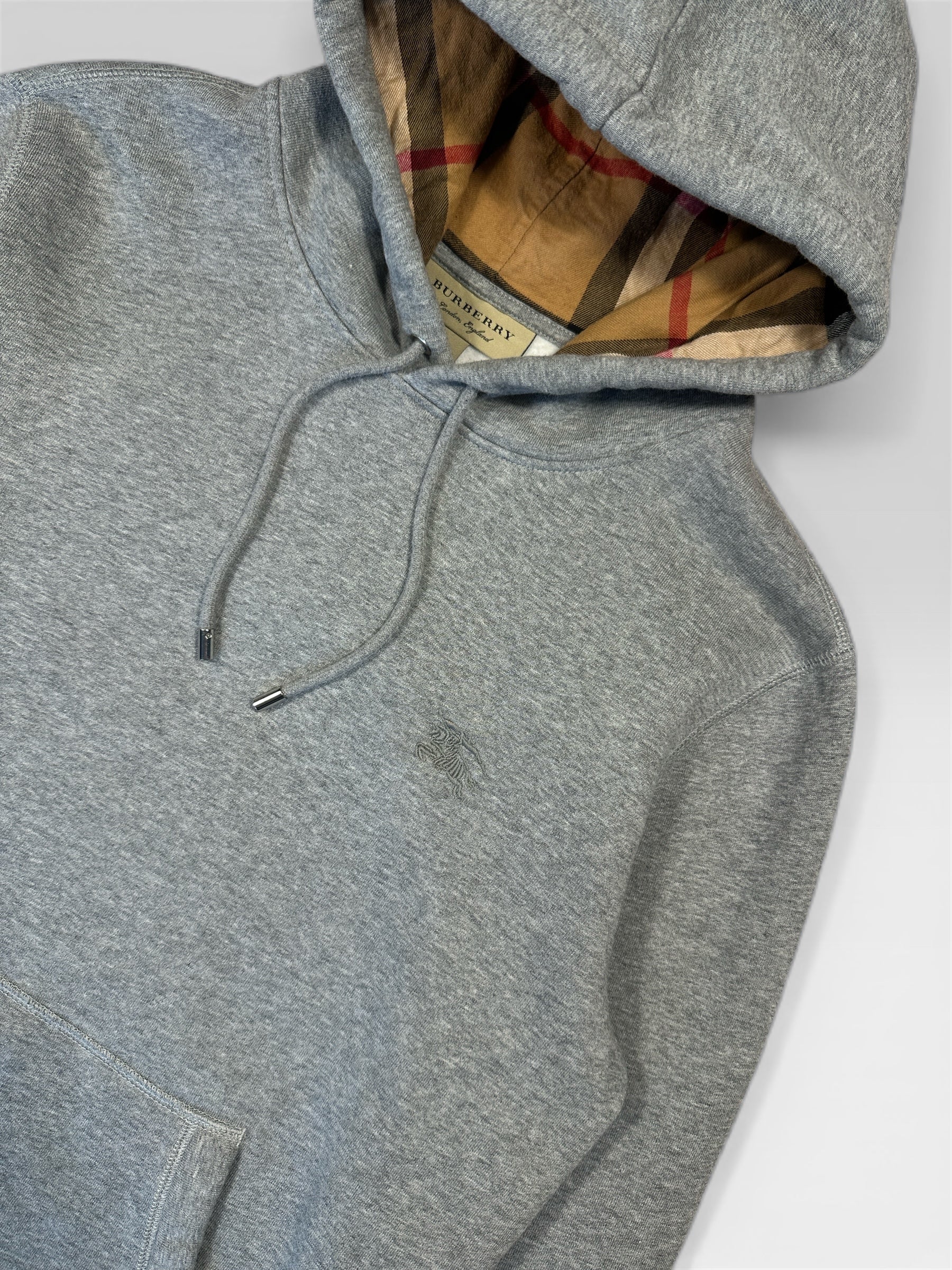 Burberry hoodie check lining detail — FashnLuxe
