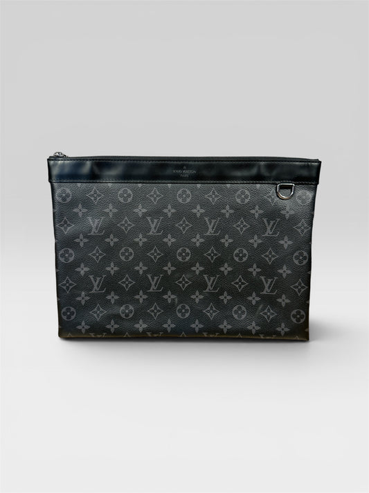 Louis Vuitton Discovery Pouch Monogram canvas top view — FashnLuxe